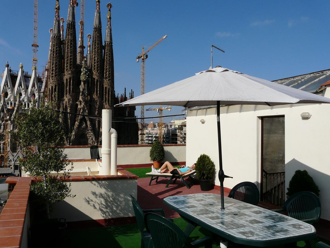 Absolute Sagrada Familia Apartment Barcelona Exterior photo